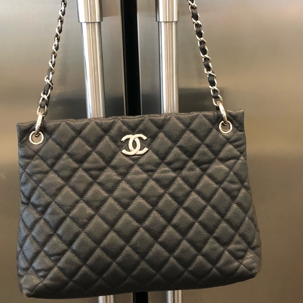 Authentic Chanel handbag black pebbled leather